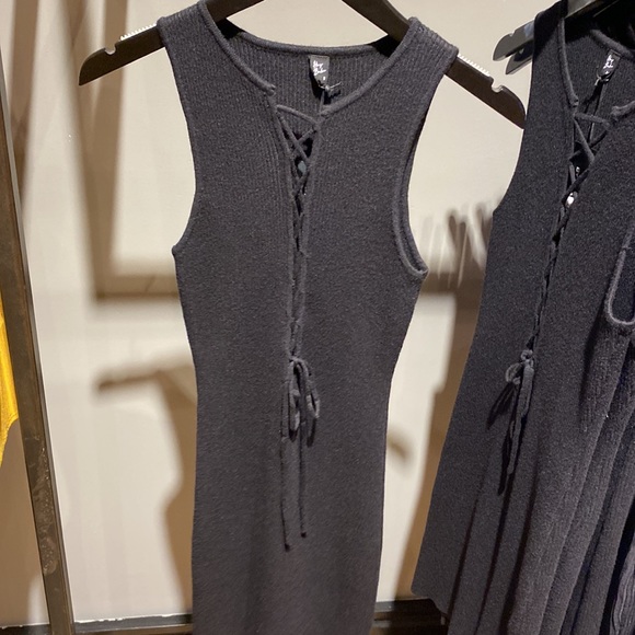 Hey BABE mini dresses - Picture 3 of 10